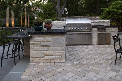 Grill-Dining-Kitchen-1024x683